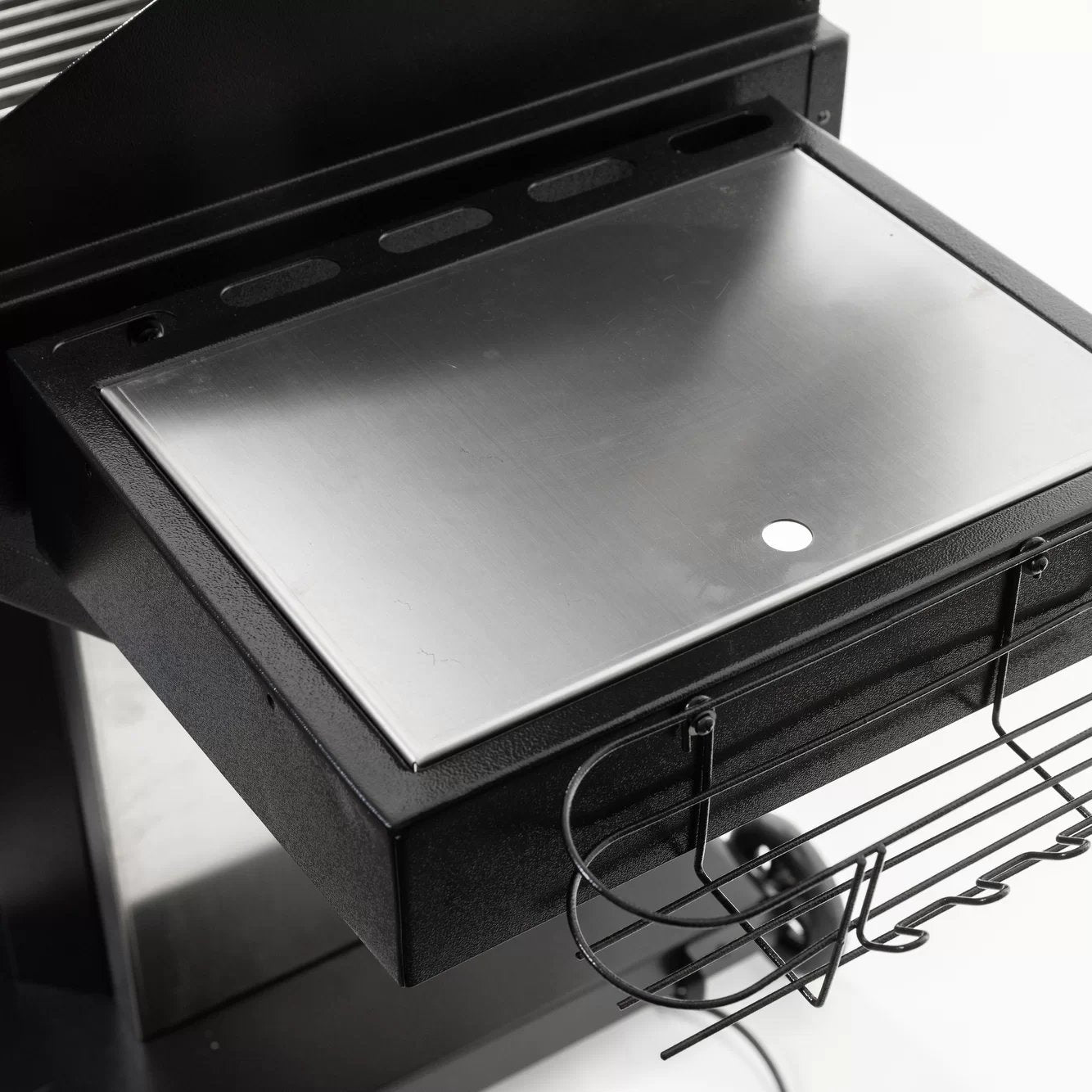 USSC Stainless Steel Wood Pellet Grill & Smoker with Searing Station USG890SS